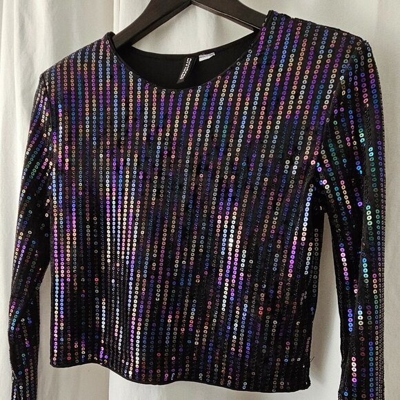 Divided H&M Black Velvet & Sequin Top - Picture 7 of 14